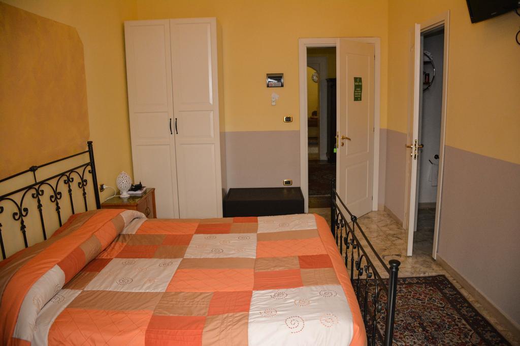 B&B Le Colonne Brindisi Luaran gambar