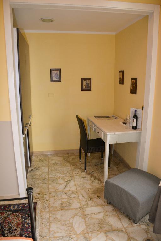 B&B Le Colonne Brindisi Luaran gambar