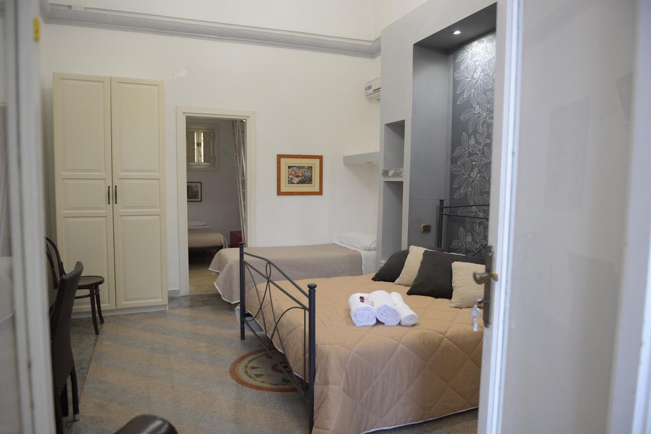B&B Le Colonne Brindisi Luaran gambar
