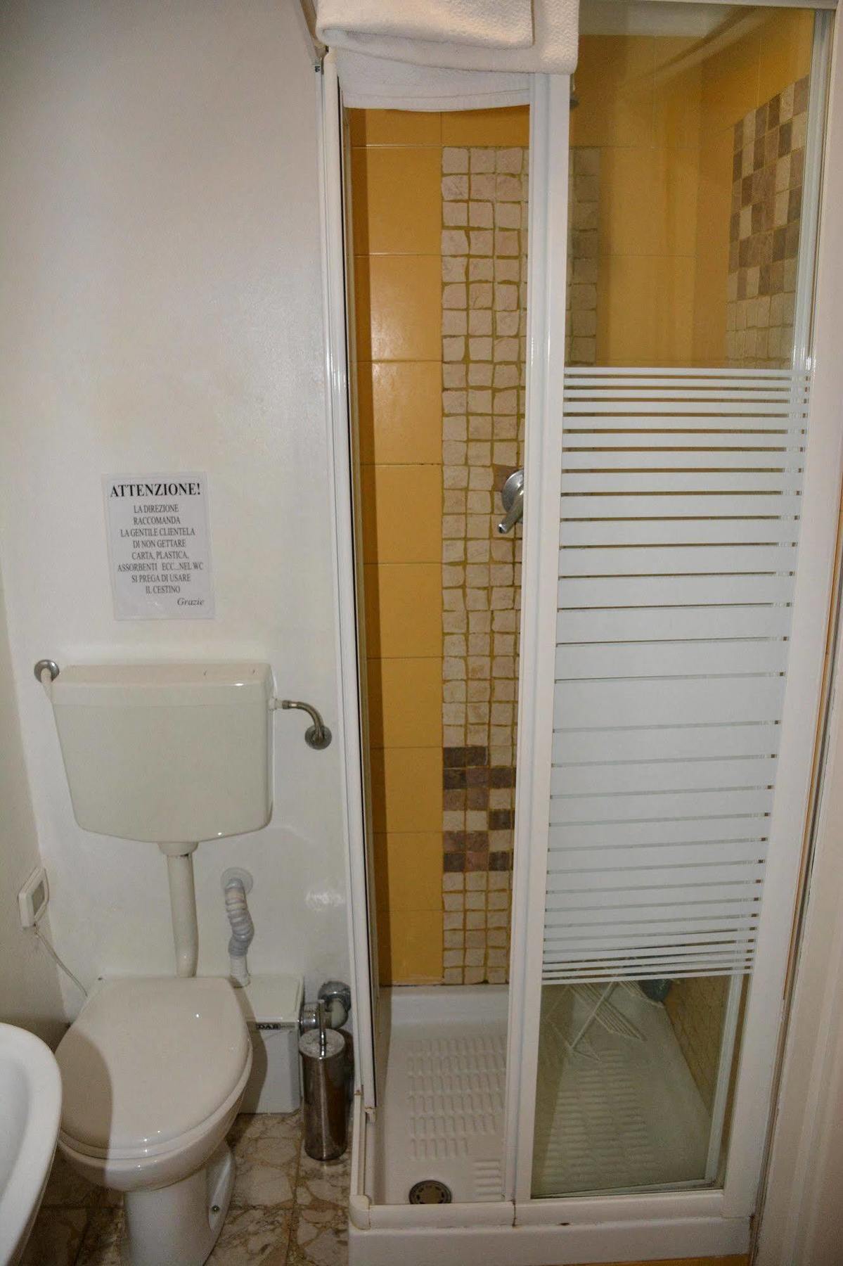 B&B Le Colonne Brindisi Luaran gambar